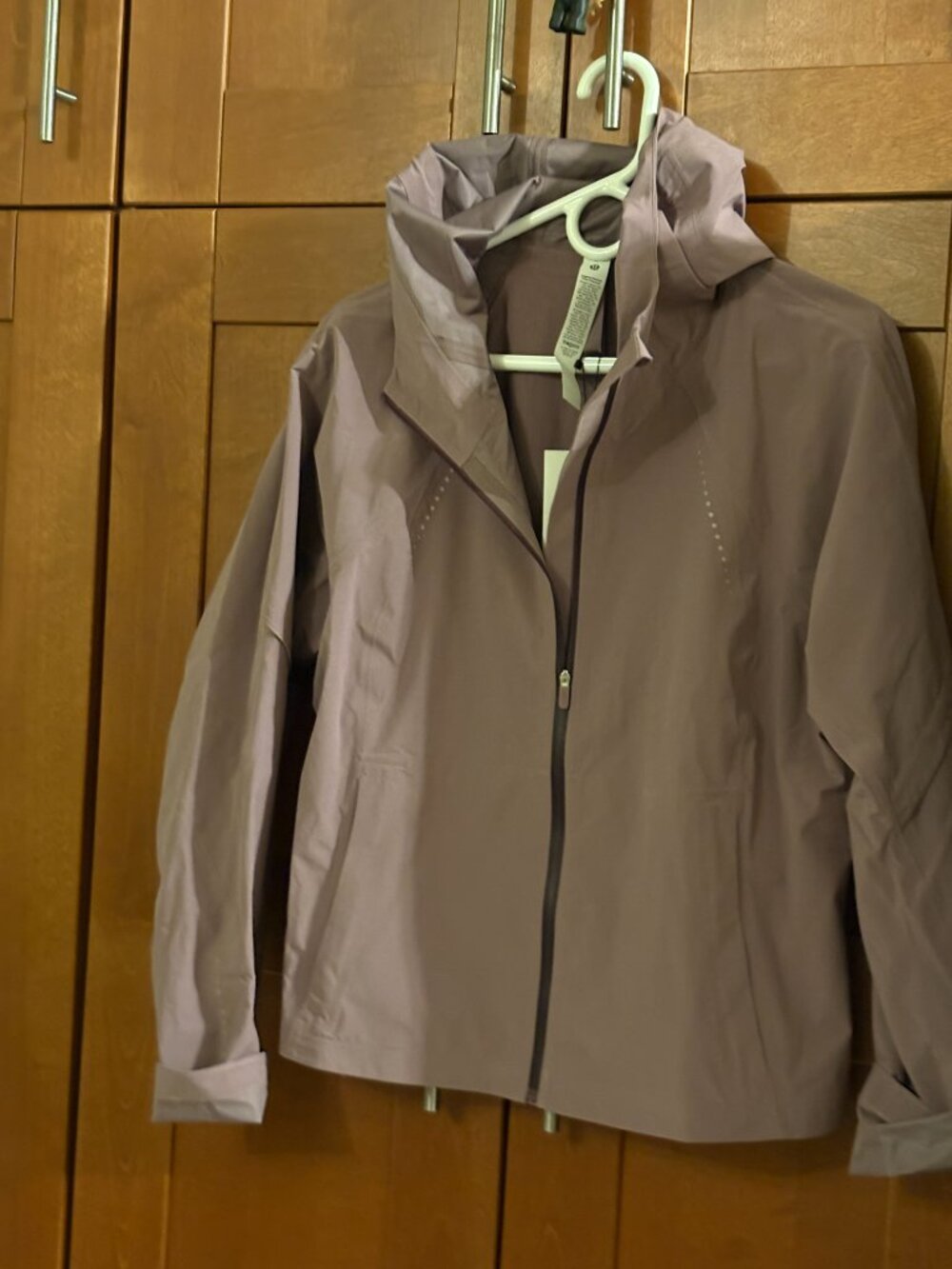 Lululemon Sleek Perforated Running Jacket – Mauve / Taupe Sz XL
